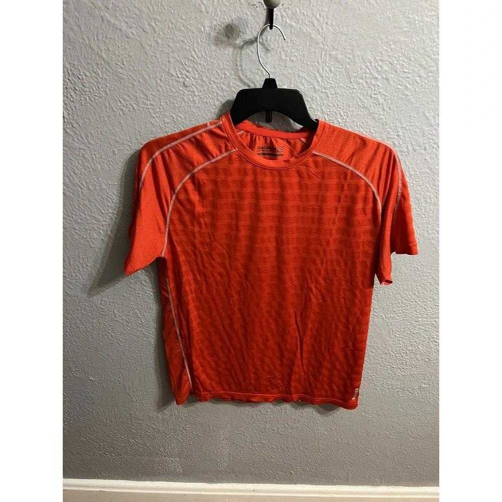 Men's Pullover Red‎ Avalanche Short Sleeve Size Medium Shirt